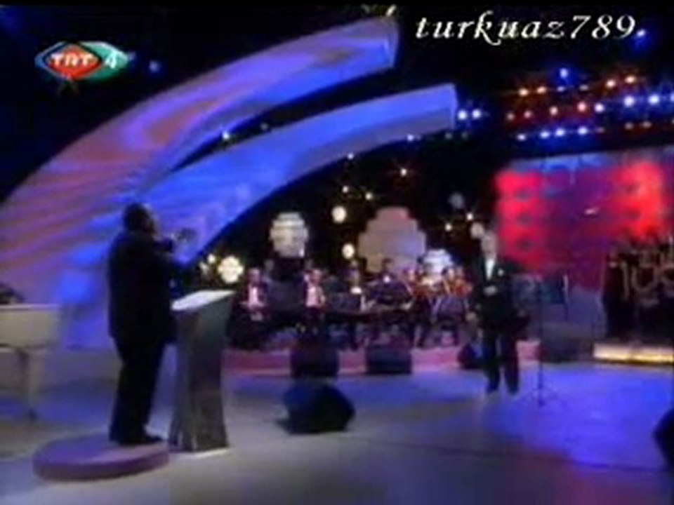 Turhan ÖGE-Kalbe Dolan O İlk Bakış Unutulmaz !!!