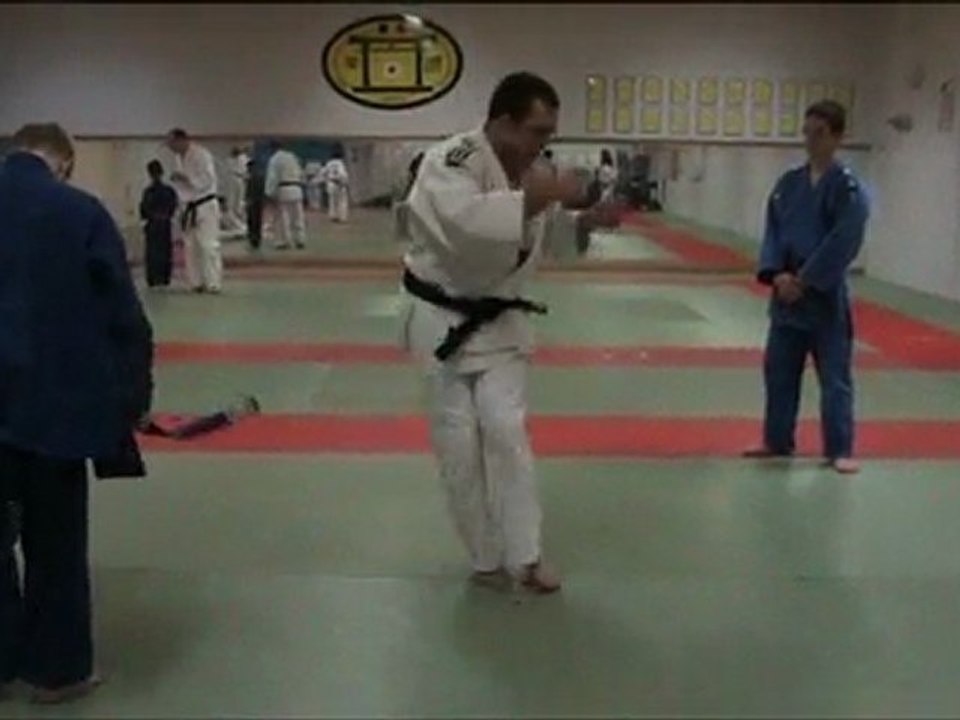 D.NEMEGAIRE- Houdeng- Hidari Sode-tsuri-komi-goshi