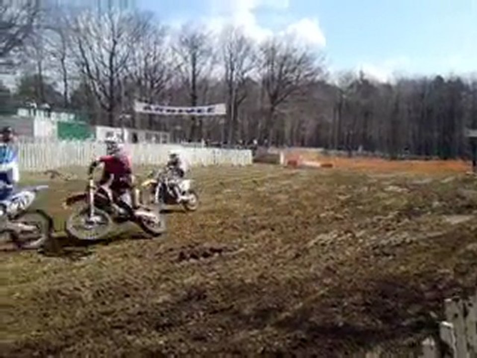 moto st cheron chute