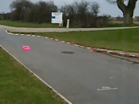 Saint Vaast Modélisme - voitures thermique 1/8 radiocommandé