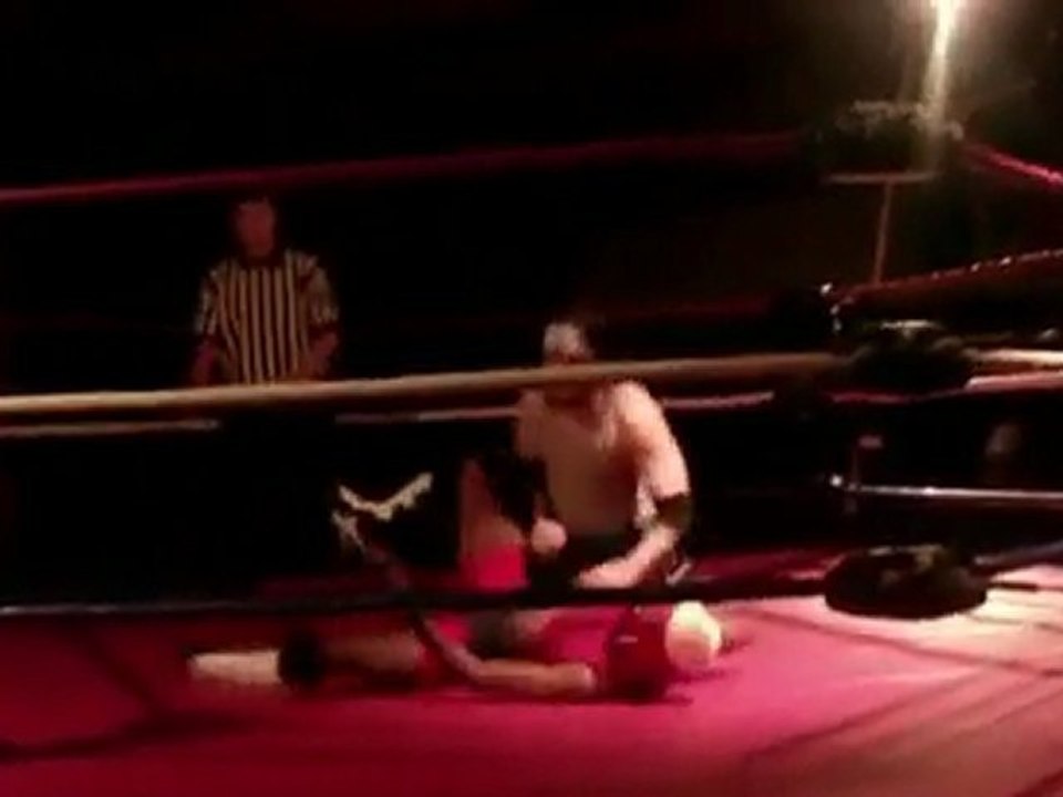 Curry Kid vs Eric Maine