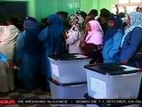 Con retraso pero con tranquilidad, inician elecciones en Sud