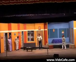 VidzCafe.com - Lage Raho Gujjubhai - Gujarati - Part 8