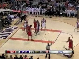 Jason Richardson gives the fake and hits the jumper while be