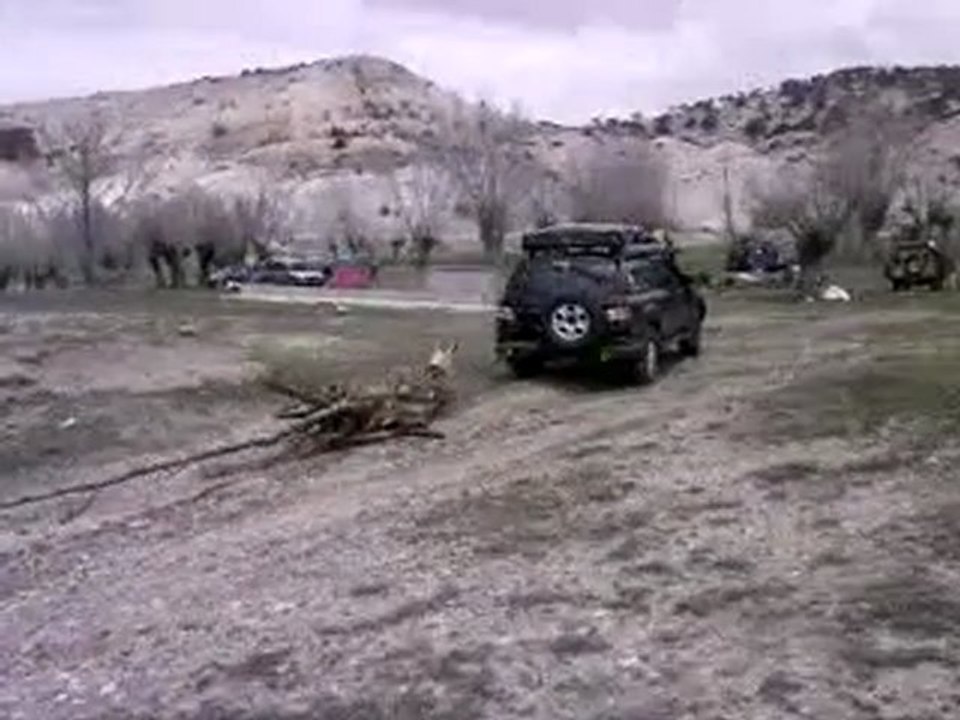 Cihan Odun getiriyor