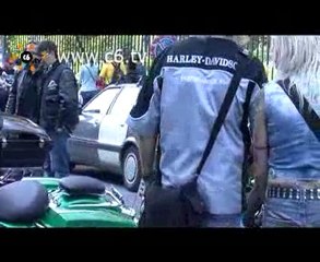 Gli Hells Angels inaugurano la stagione motociclistica