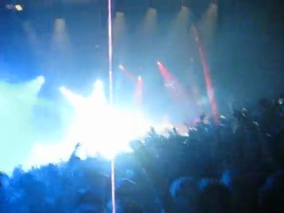 Raggasonic - Bleu Blanc Rouge - Live Bataclan 2010