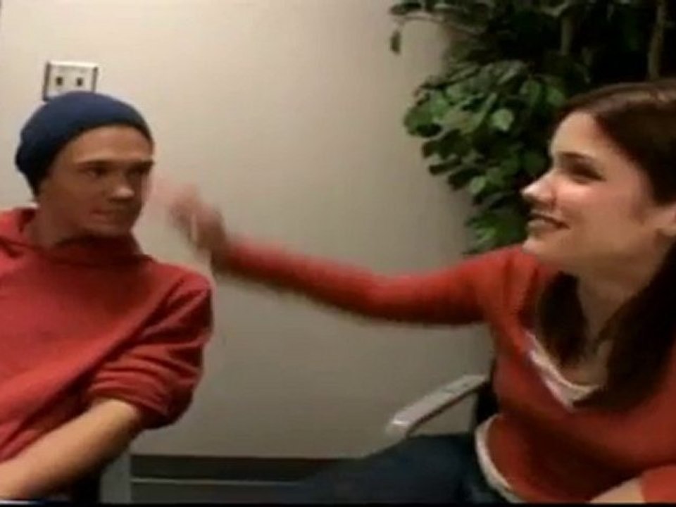 one tree hill opening 90210 style