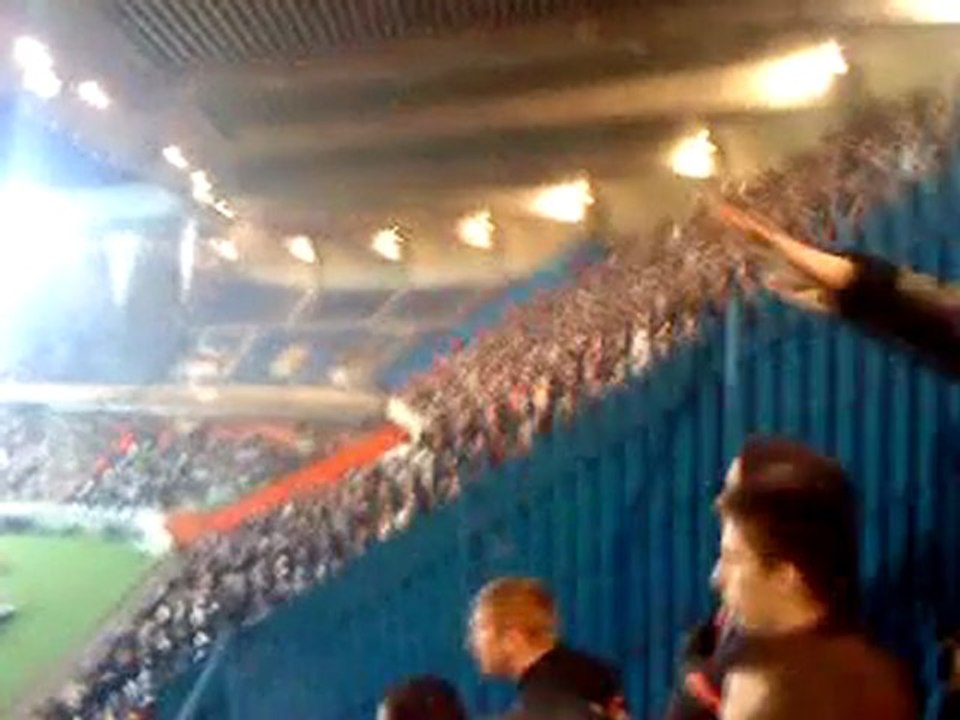 PSG - Bordeaux : Ambiance Authentiks & Auteuil
