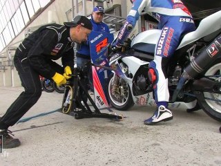 24 H DU MANS 1/6 : AU COEUR DU SUZUKI ENDURANCE RACING TEAM