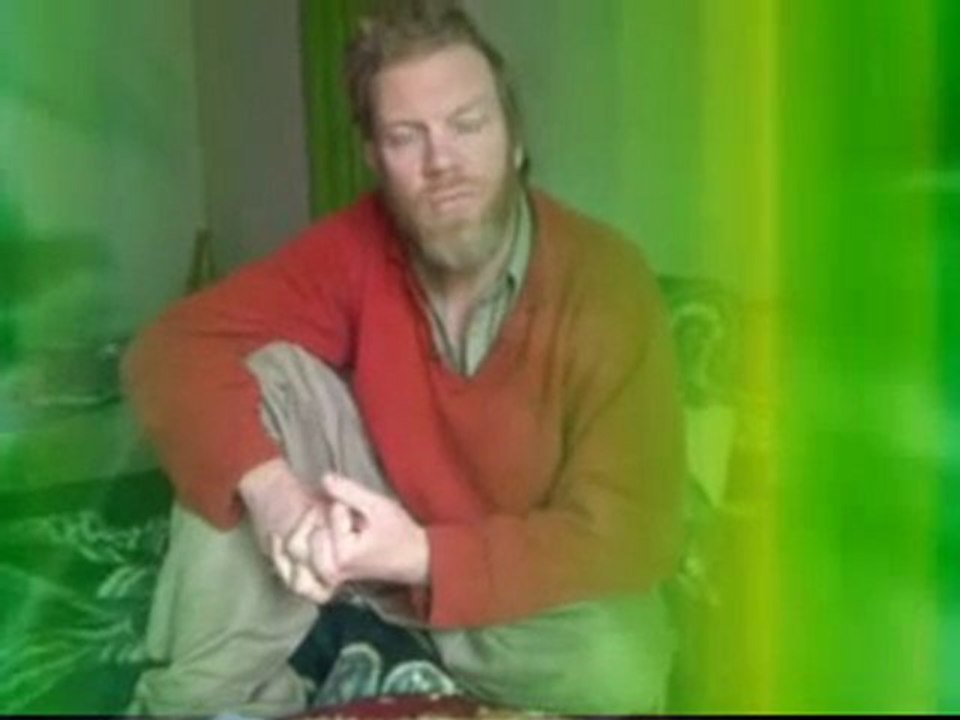 Vidéo des deux journalistes français détenus en Afghanistan