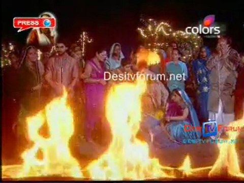 Aise Karo Na Vida - 13th April 2010 Watch Online Pt2