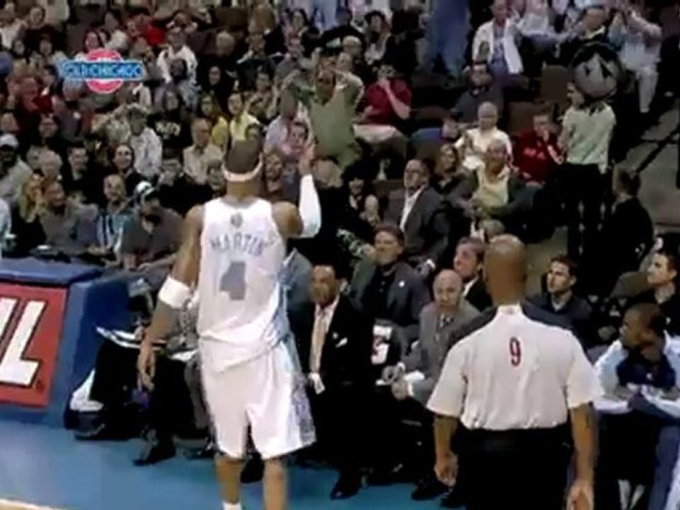 Kenyon Martin throws back the shot, then Grizzlies coach Lio