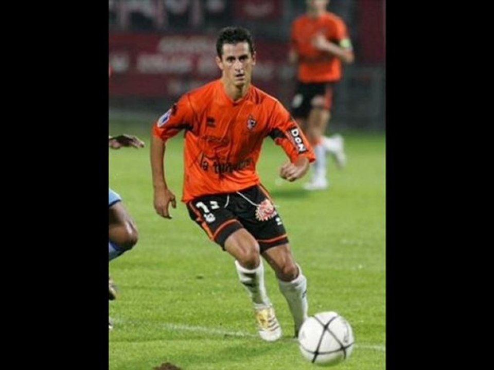 Algerie Rafik Saïfi a été élu joueur du mois de mars