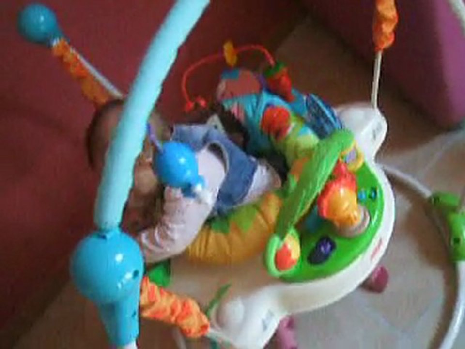 laurine de couvre le jumperoo