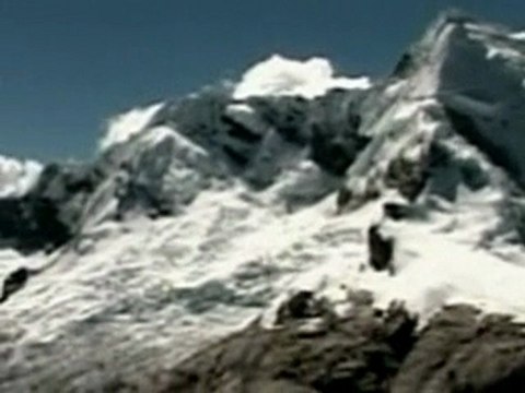Peruvian glacier triggers Andes tsunami
