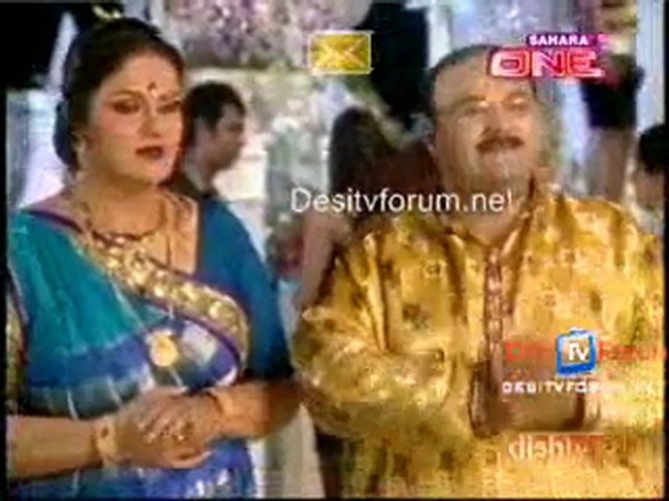 Wo Rahne Wali Mahlon Ki 13th April 2010 - pt1