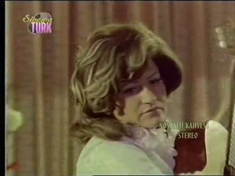 YALAN DÜNYA - SELDA BAĞCAN & Nostalji Kahvesi