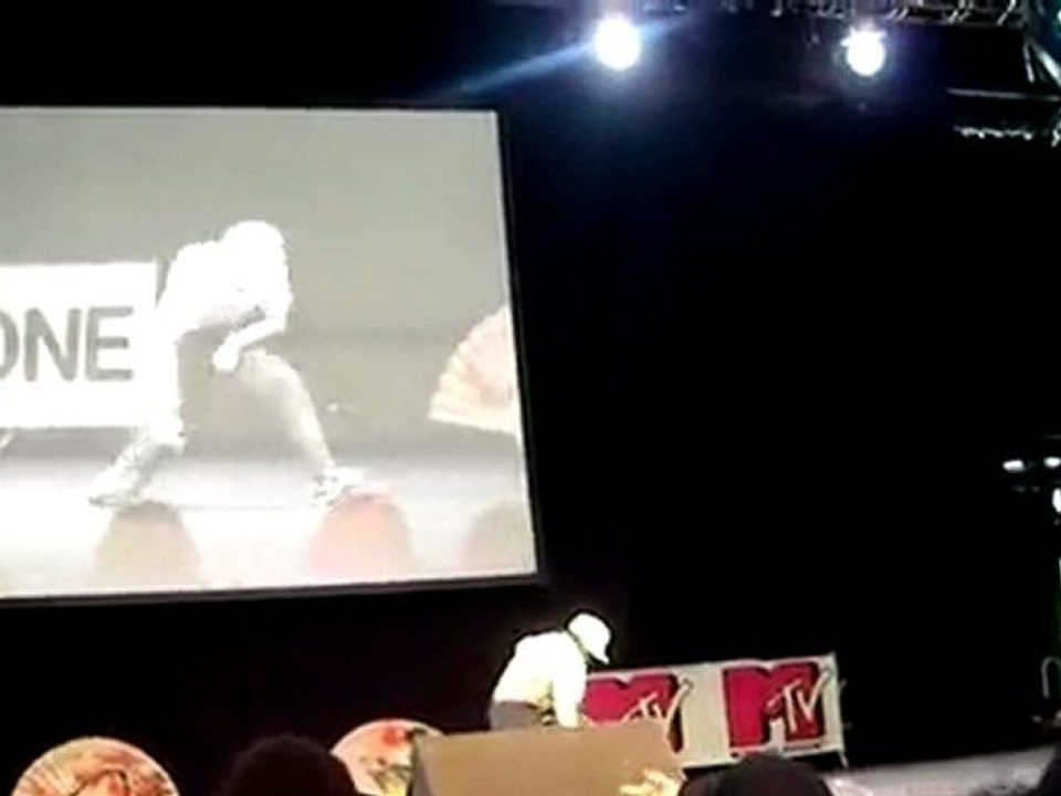 Lovin' japan 2010 bboy makoto