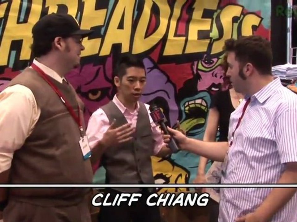 C2E2 2010 - Part 1 - iFanboy