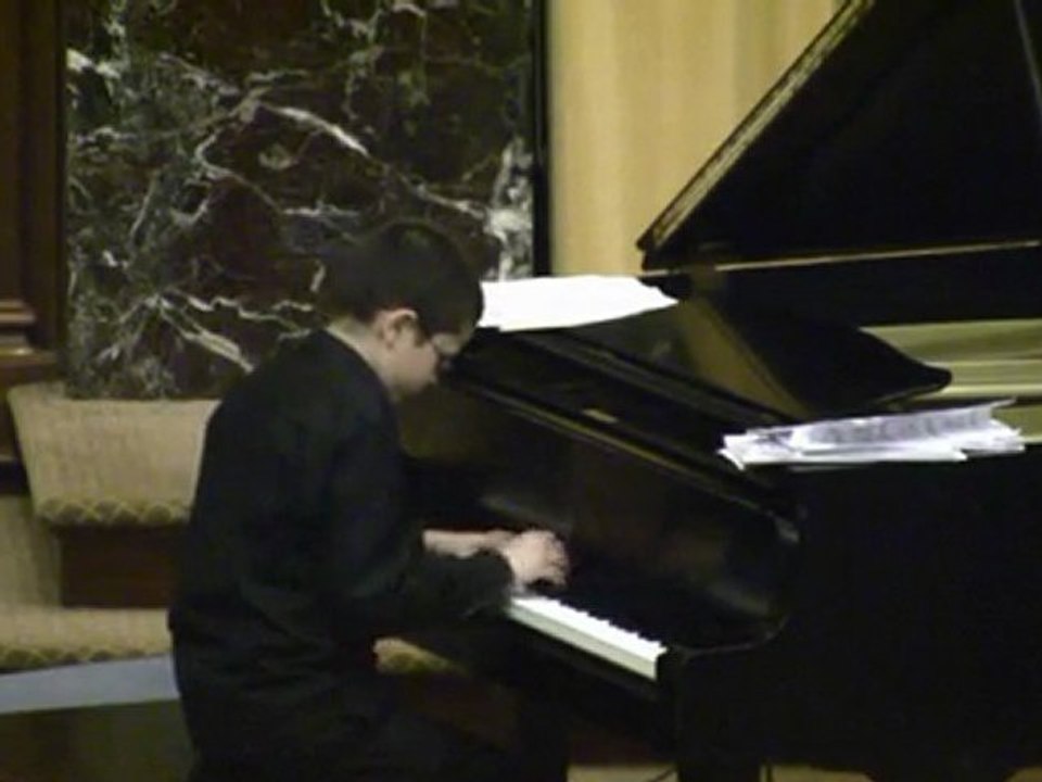 Ariel plays Schumann Novelette No. 6