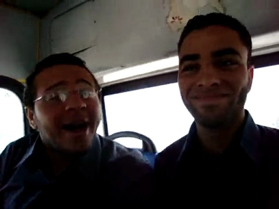 Ali & 3abdo singing ...