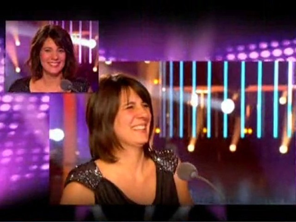 Nouvelle Star, décolleté Virginie Guilhaume