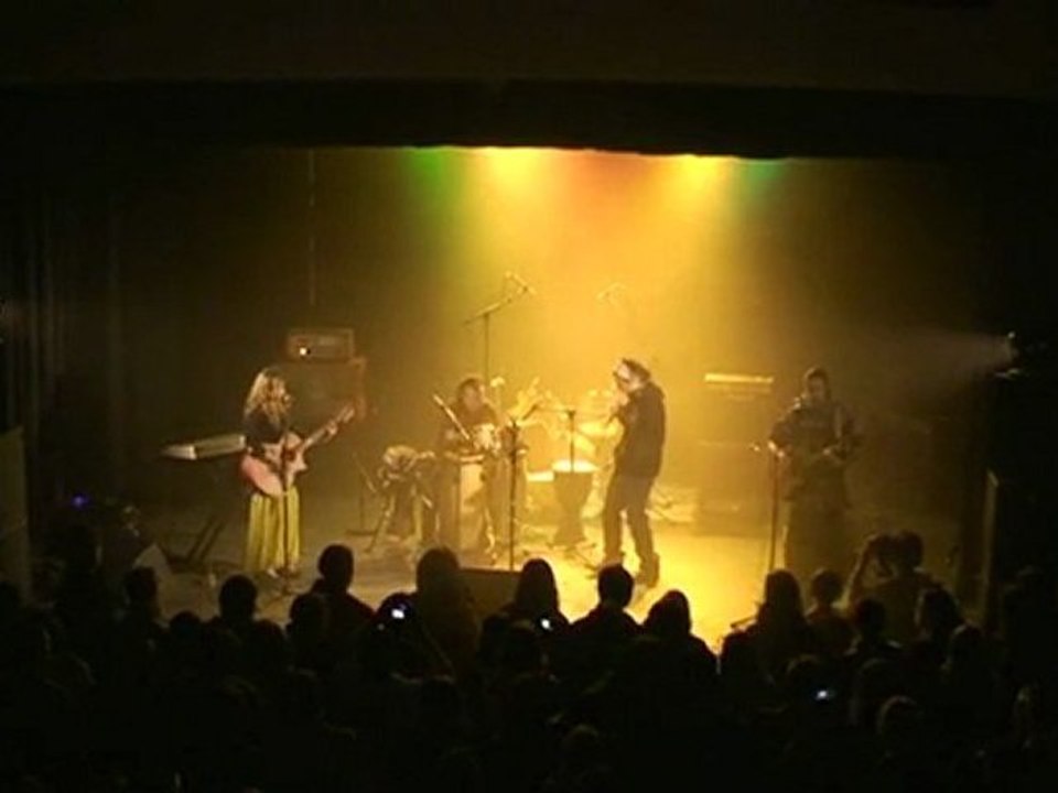 Love and Peace à Villegouge !Je ne veux pas travailler !!