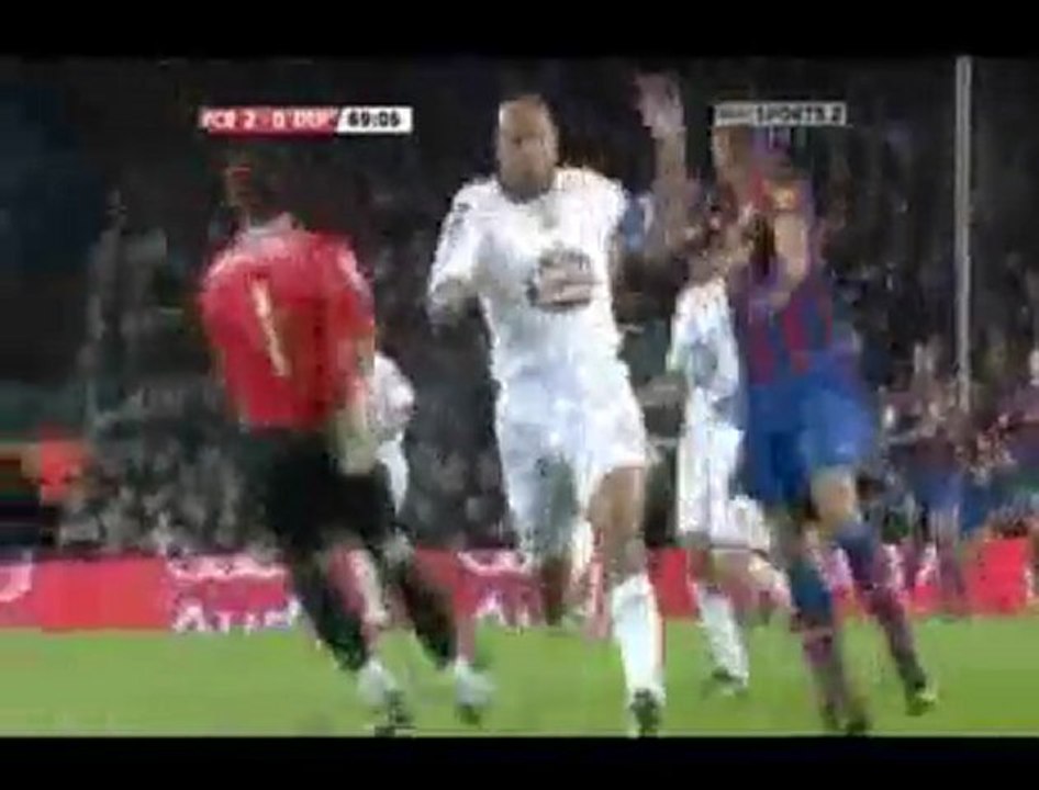 BARCELONA-Orta sahadan da attılar! -