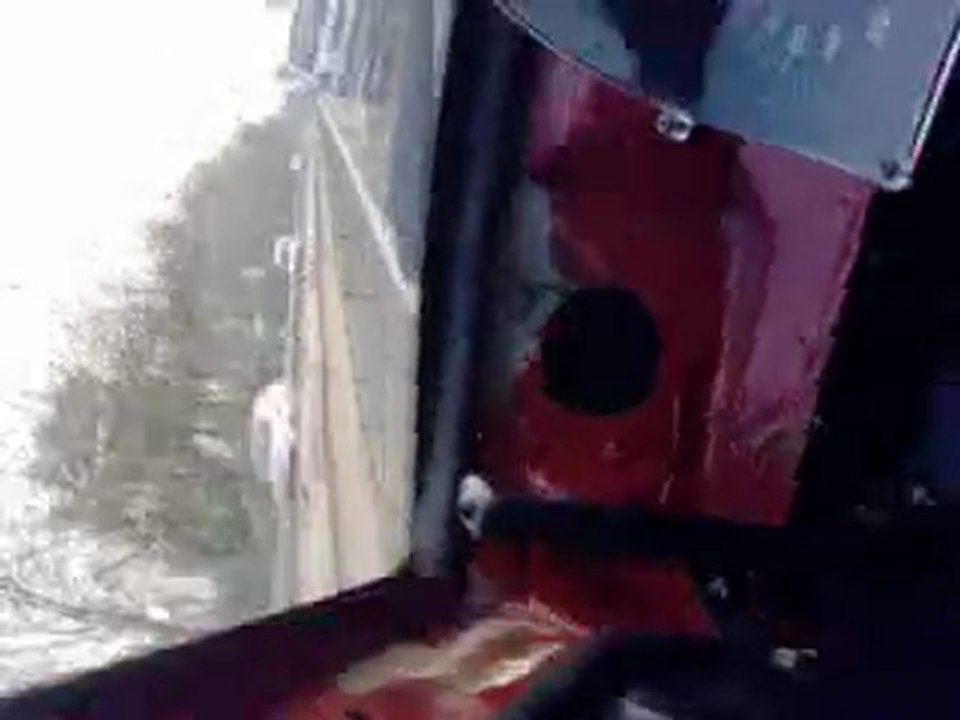 Bruit alfa 33 echap libre.