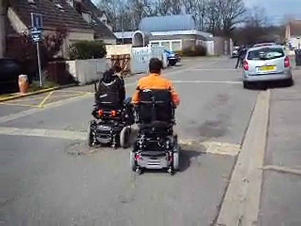 Course de fauteuil --'