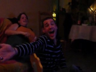 damien qui aime les chansons d'amour !!!