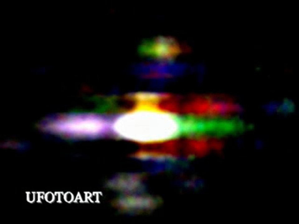 NEW CLEVELAND UFO CAPTURED AMAZING 4_13_10