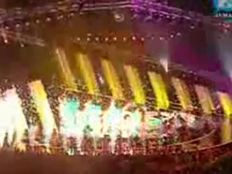 Michael Jackson Beat It Live