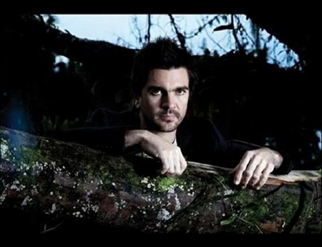 Juanes - Paz, Paz, Paz