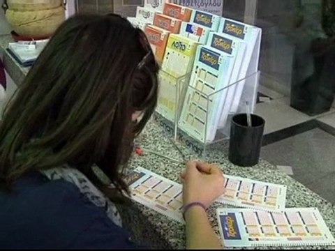 Debt-ridden Greeks rush to buy lottery tickets