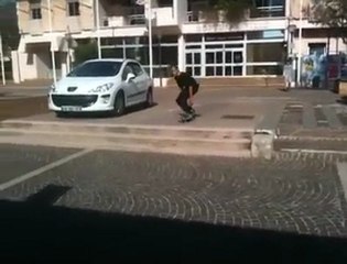 Flip devant la mairie