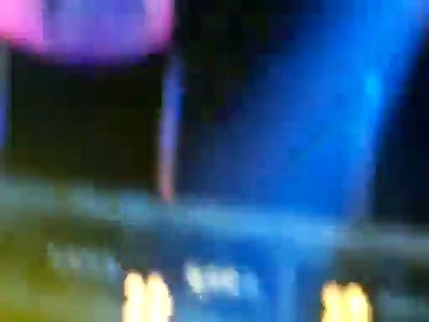 Tokio hotel - Berçy 14.04.10 Sonnensystem 2