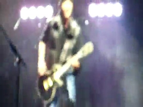 Tokio hotel - Berçy 14.04.10 Übers ende der welt