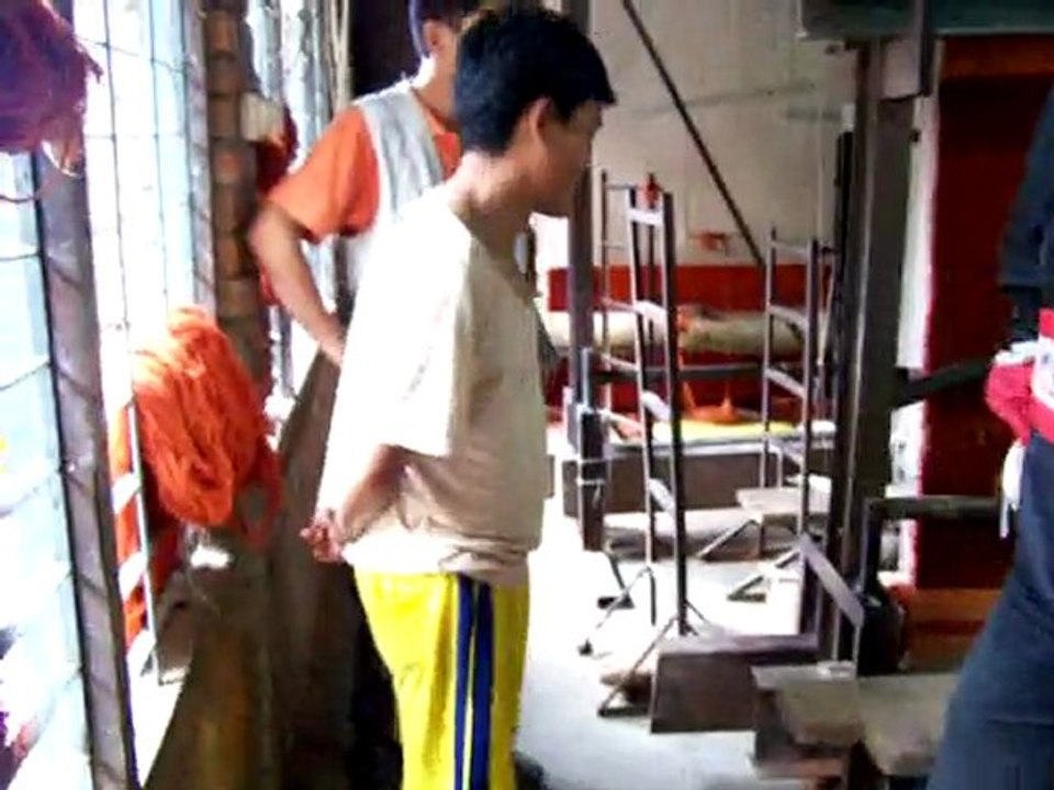 Entrez dans une fabrique de tapis tibétains (tibetan carpet)