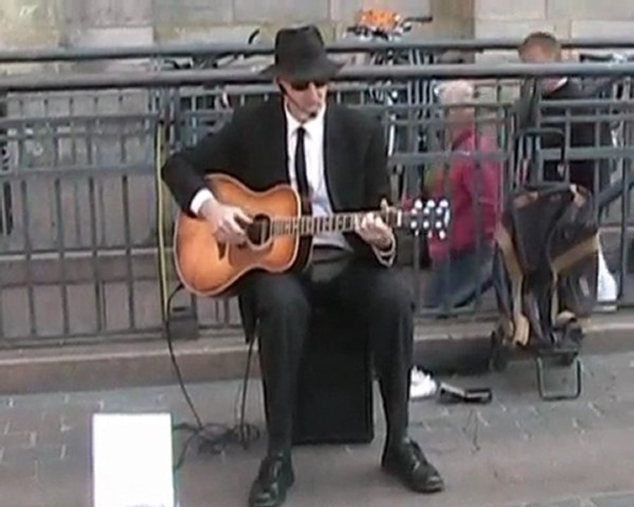 Play Blues Guitar - Blues in Toulouse, Jim Bruce Spring 2010