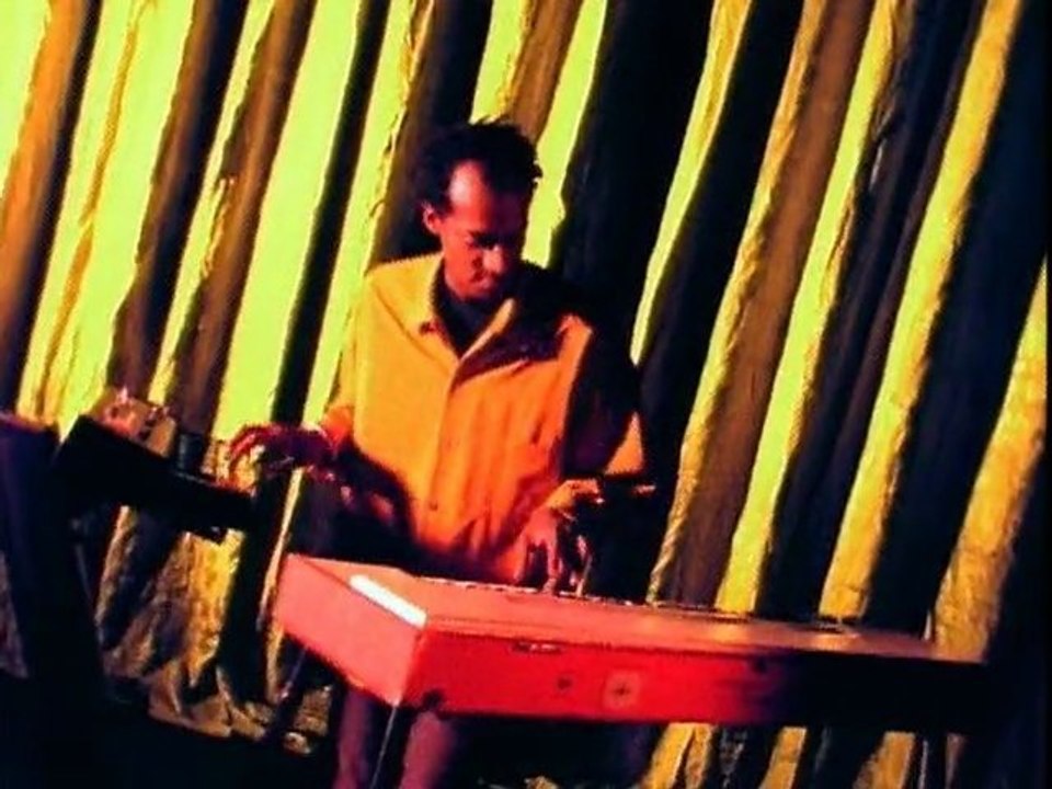 Kenyatta - I Wanna Do Something Freaky To You