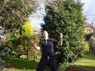 NUNCHUCKS TRICK - WRIST FLIP FLYING SAUCER