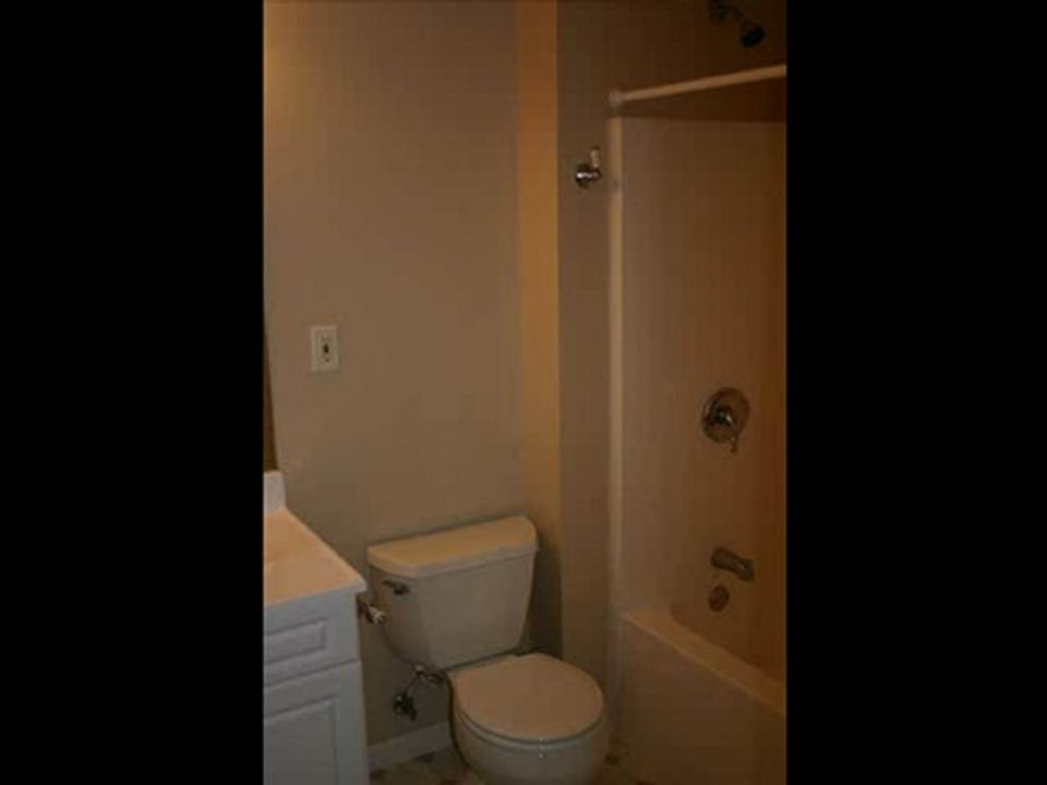 5 bed 2 bath, 2625 NE 37th, Topeka, KS 66617, 408-8815