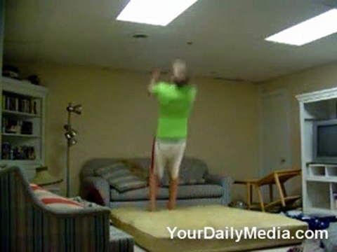 Régis fait un salto arrière