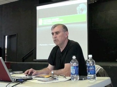 Le fado ou chanson des étudiants de l’Université de Coimbra.