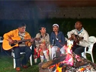 Mahaleo - Raha mba manan'elatra