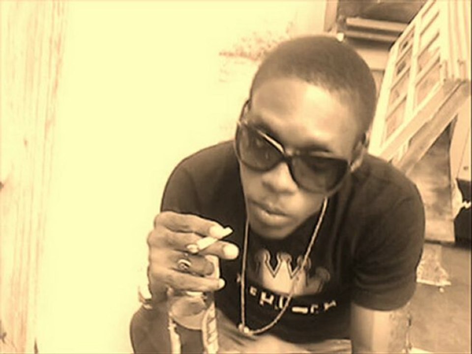 Vybz Kartel Ft Steven Di Genius - Careful