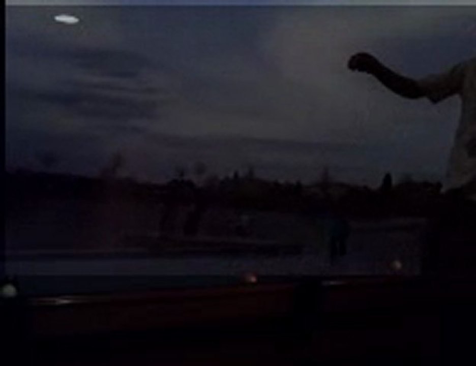 inside food feat it taste like spaceship