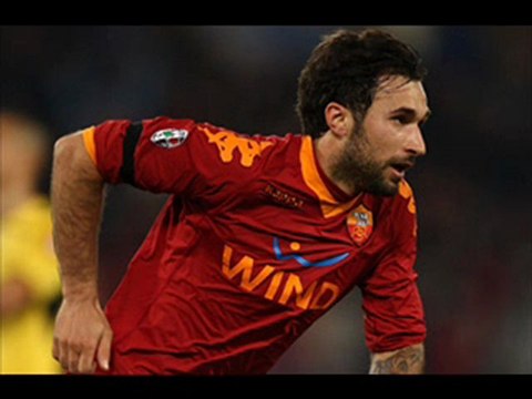 Lazio 1-2 AS Roma Vucinic double